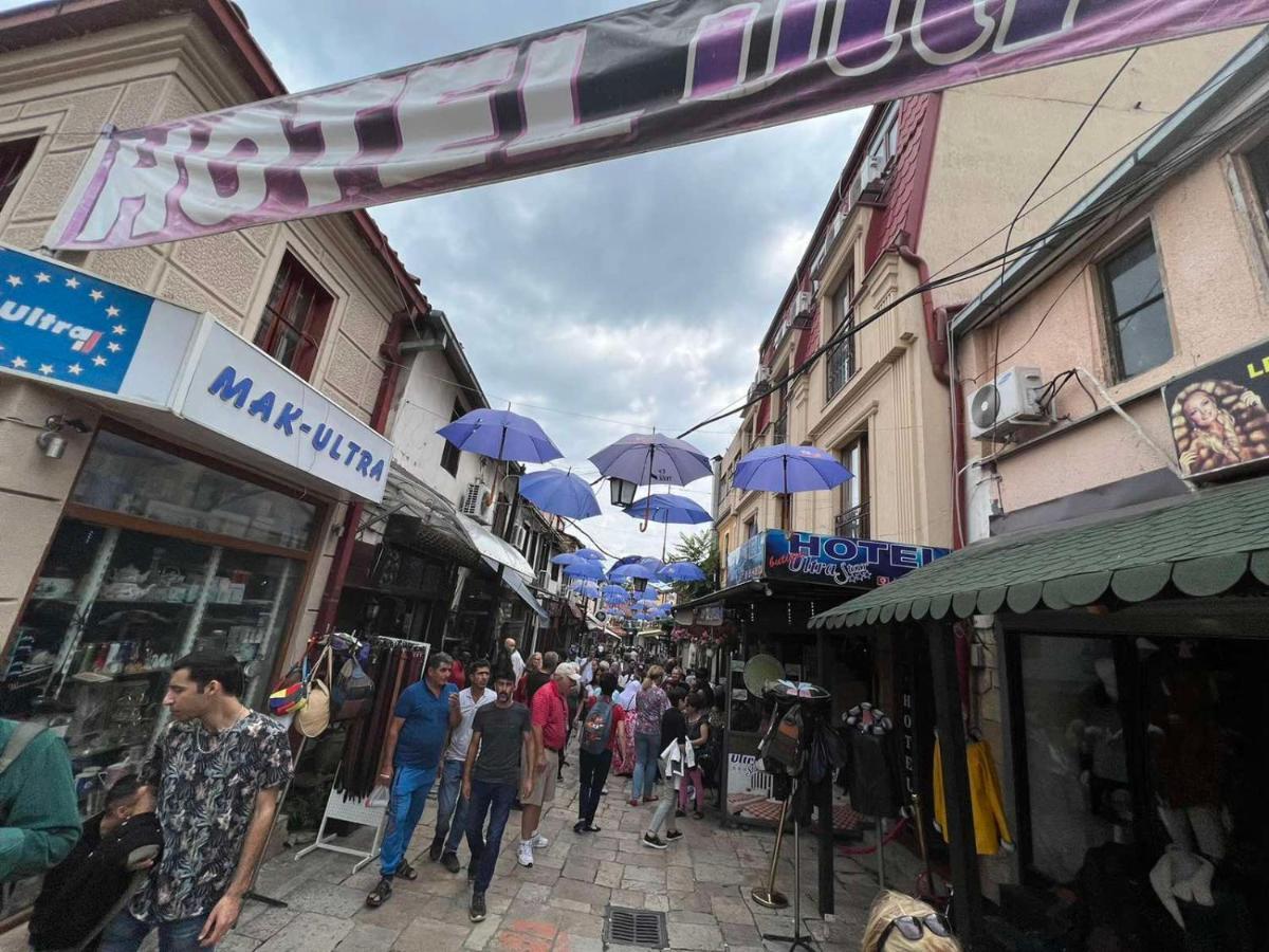 Hotel Ultra Star Skopje Exteriör bild