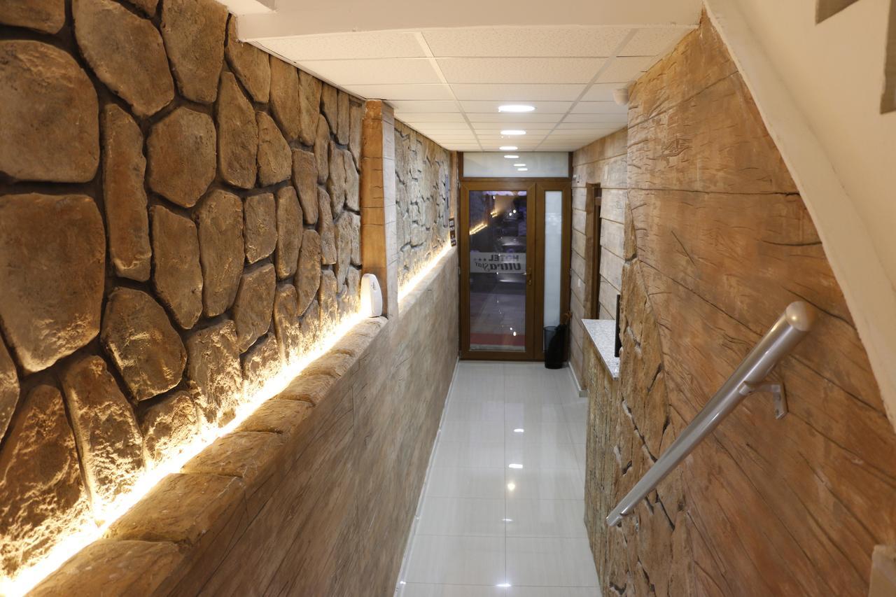Hotel Ultra Star Skopje Exteriör bild